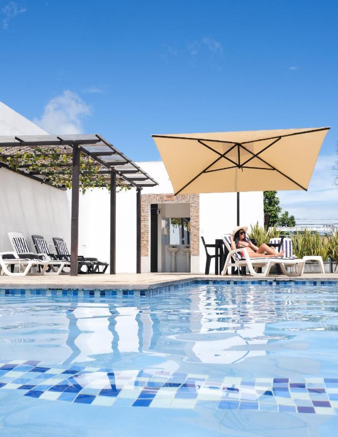 Hotel Bella Isa La Dorada Εξωτερικό φωτογραφία