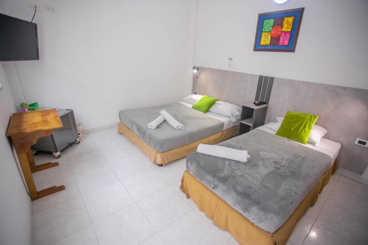 Hotel Bella Isa La Dorada Εξωτερικό φωτογραφία