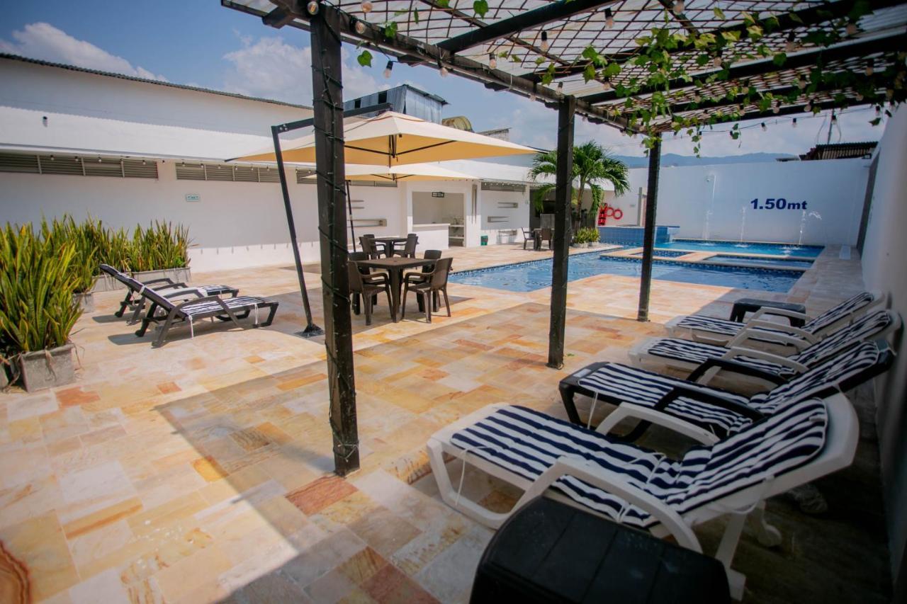 Hotel Bella Isa La Dorada Εξωτερικό φωτογραφία
